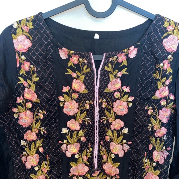 Eastern embroidered kurta - Picture 3 of 3